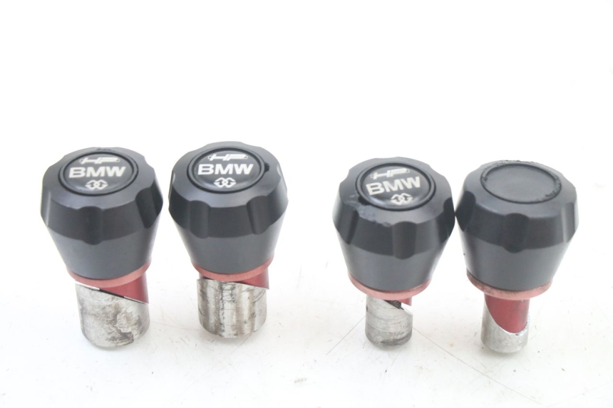 photo de CACHE ROUE BMW S RR ABS S1000RR 1000 (2015 - 2018) - Gros plan technique