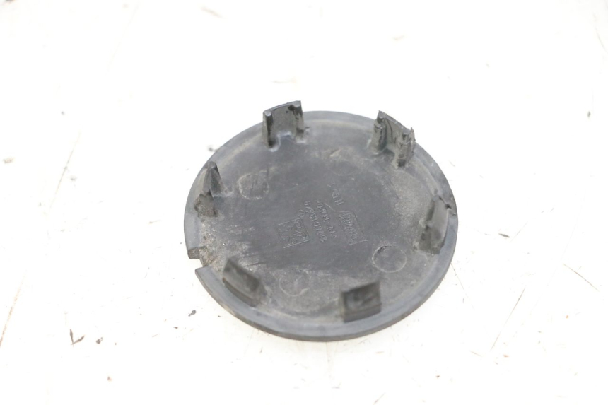 photo de CACHE ROUE PEUGEOT CITYSTAR 50 (2013 - 2017) - Détail de la pièce