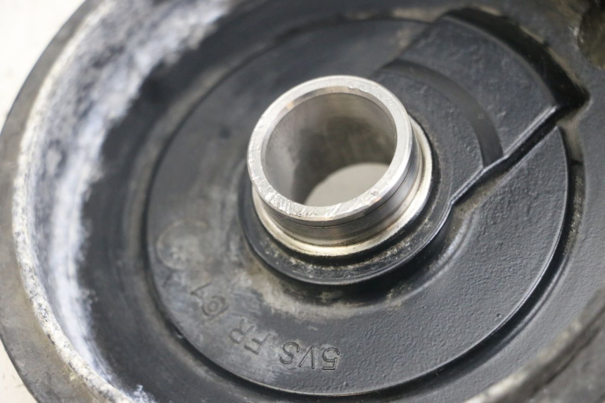 photo de CACHE ROUE YAMAHA FJR ABS 1300 (2006 - 2012) - Détail de la pièce