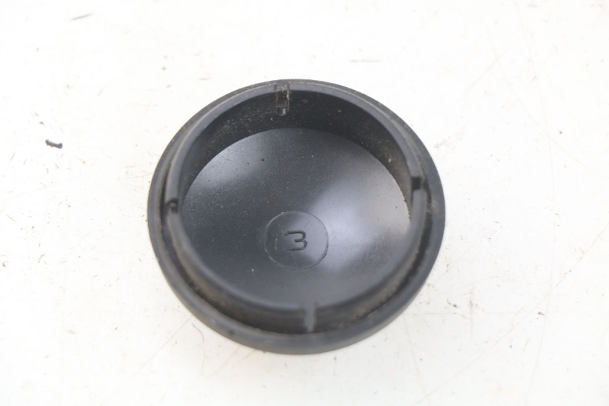 photo de CACHE ROUE PIAGGIO FLY 2T 50 (2004 - 2017) - Détail de la pièce