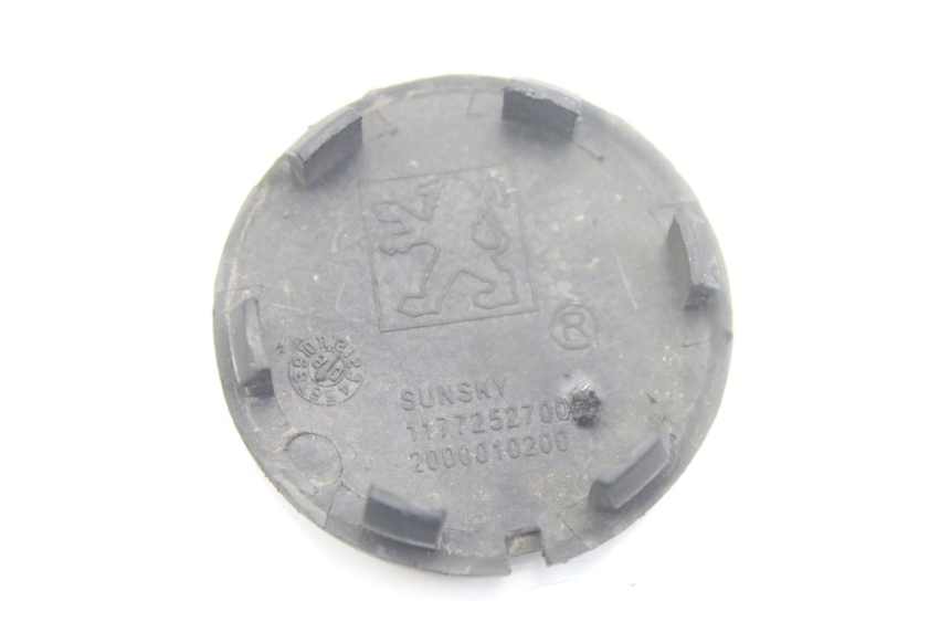 photo de CACHE ROUE PEUGEOT KISBEE 4T 50 (2018 - 2022) - Zoom état d’usage