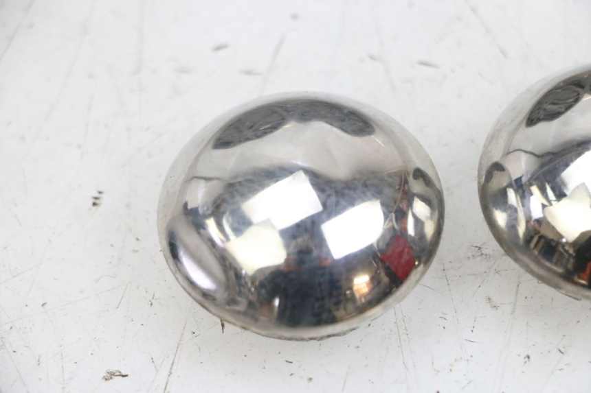 photo de CACHE ROUE PIAGGIO MP3 RL 250 (2006 - 2010) - Autre angle de vue