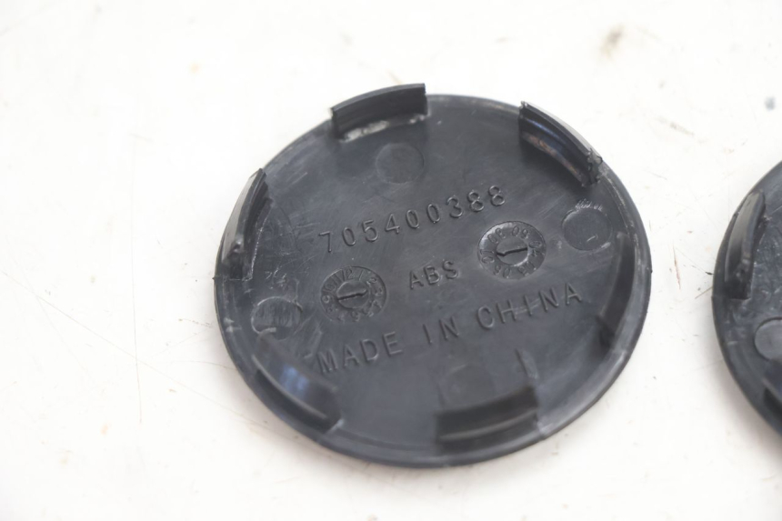 photo de CACHE ROUE CAN-AM SPYDER RS 1000 (2008 - 2012) - Autre angle de vue