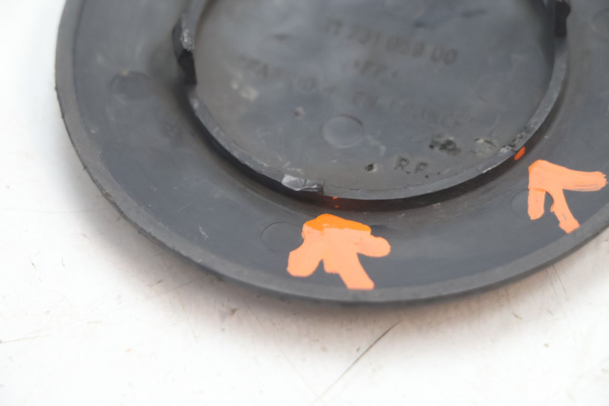 photo de CACHE ROUE PEUGEOT TREKKER TKR 50 (2005 - 2014) - Autre angle de vue