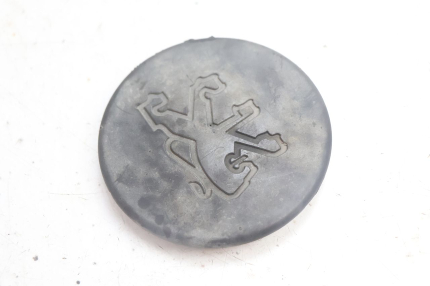 photo de CACHE ROUE PEUGEOT TREKKER 50 (1995 - 2004) - Détail de la pièce