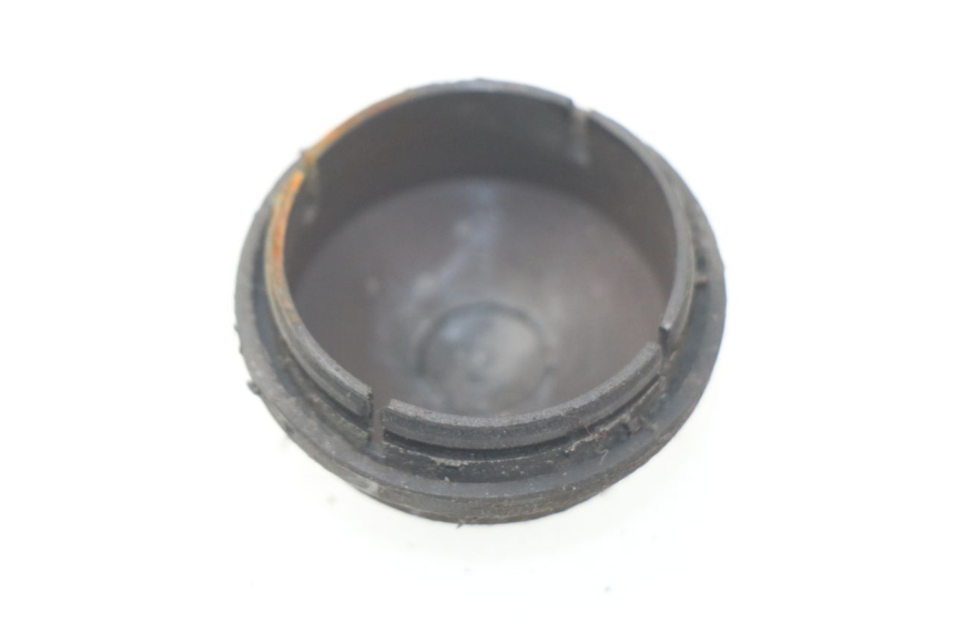 photo de CACHE ROUE PIAGGIO ZIP 2T 50 (2009 - 2019) - Détail de la pièce