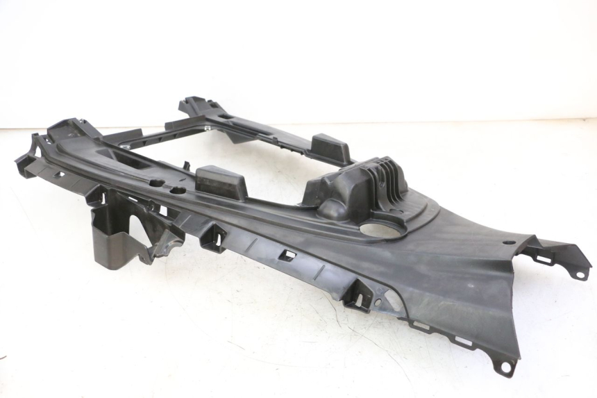 photo de CACHE SOUS SELLE QUADRO 4 4D 350 (2015 - 2018) - Autre angle de vue