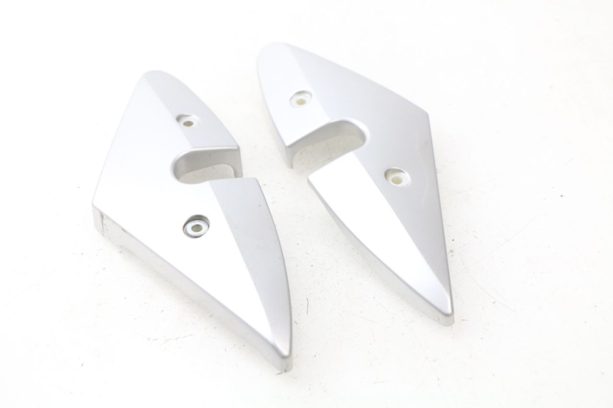 photo de CACHE SOUS SELLE HYOSUNG AQUILA GV 125 (2009 - 2016) - Détail de la pièce