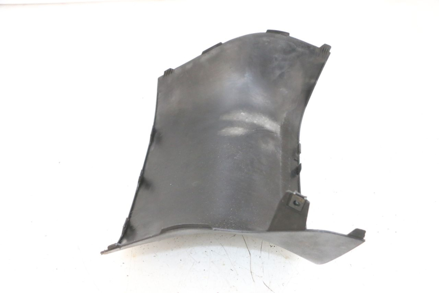 photo de CACHE SOUS SELLE SUZUKI BURGMAN 650 (2013 - 2020) - Détail de la pièce