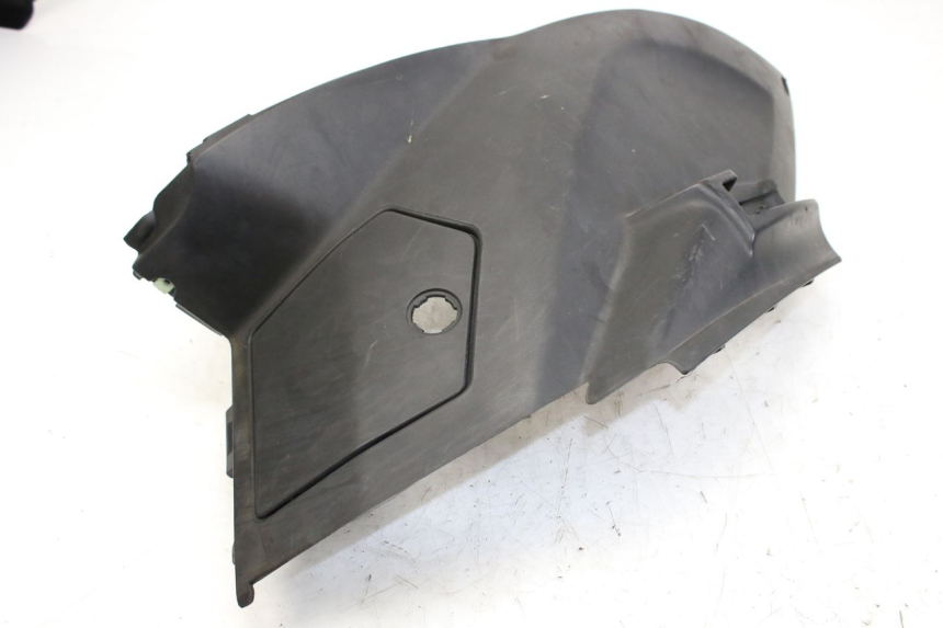 photo de CACHE SOUS SELLE PEUGEOT CITYSTAR 50 (2013 - 2017) - Vue rapprochée