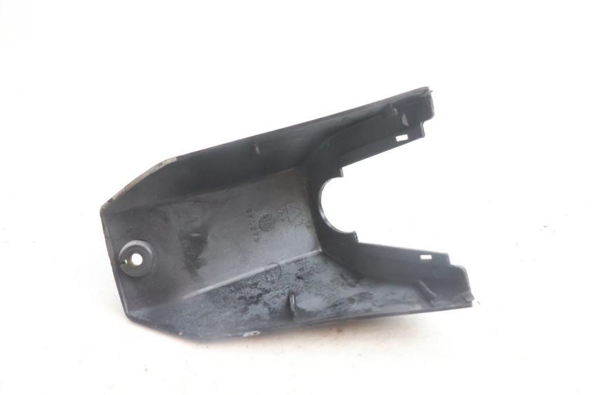 photo de CACHE SOUS SELLE MBK DAKOTA 50 (2003 - 2008) - Points de fixation