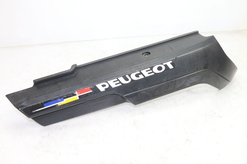 photo de CACHE SOUS SELLE DROIT PEUGEOT 103 SPX CLIP 50 (1989 - 1992) - Vue principale