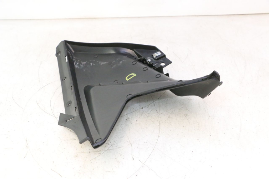 photo de CACHE SOUS SELLE DROIT KYMCO AGILITY 16+ 4T 50 (2018 - 2023) - Pièce contrôlée