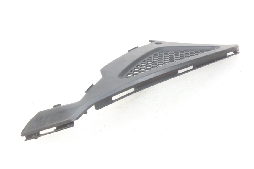 photo de CACHE SOUS SELLE DROIT KYMCO AGILITY RS 2T 50 (2009 - 2013) - Zoom état d’usage