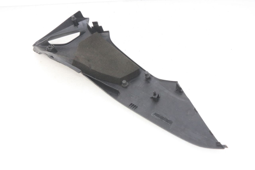 photo de CACHE SOUS SELLE DROIT HONDA CBRF CBR-F PC41 600 (2011 - 2013) - Zoom état d’usage