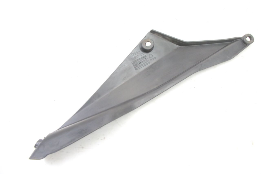 photo de CACHE SOUS SELLE DROIT DERBI SENDA SM DRD X-TREME 50 (2011 - 2017) - Autre angle de vue