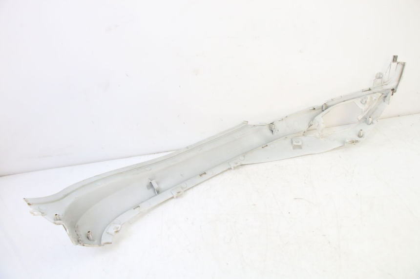 photo de CACHE SOUS SELLE DROIT SYM FIDDLE 3 III 125 (2014 - 2020) - Vue d’ensemble