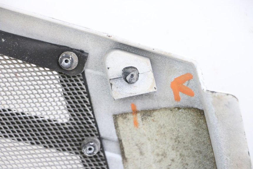 photo de CACHE SOUS SELLE DROIT YAMAHA FJ 36Y 1100 (1984 - 1985) - Pièce contrôlée