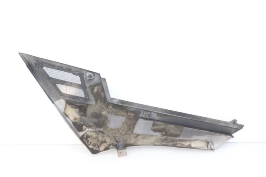 photo de CACHE SOUS SELLE DROIT YAMAHA FJ 3CX 1200 (1986 - 1996) - Autre angle de vue