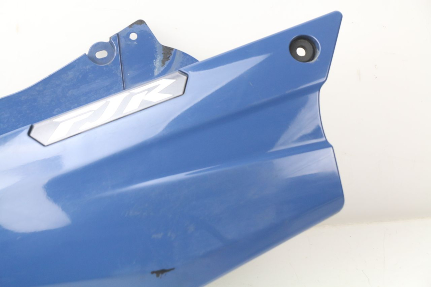 photo de CACHE SOUS SELLE DROIT YAMAHA FJR ABS 1300 (2006 - 2012) - État de surface