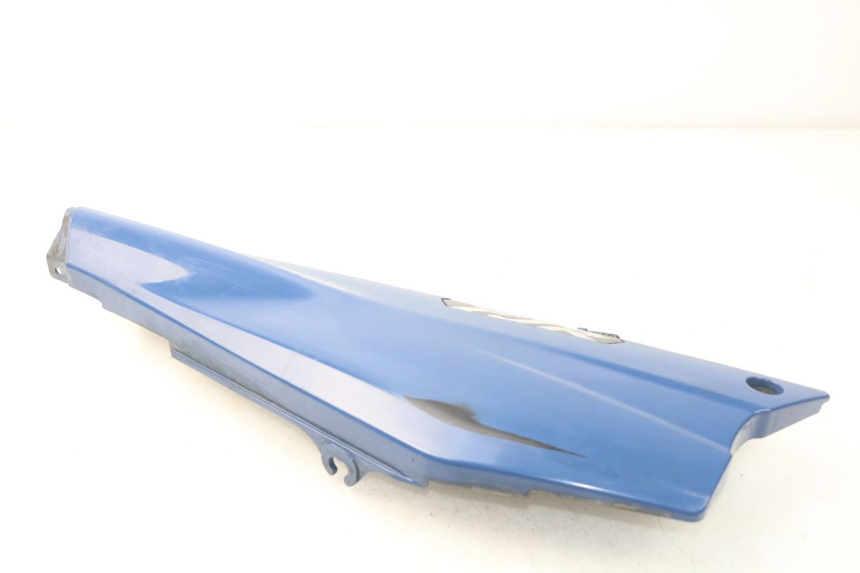 photo de CACHE SOUS SELLE DROIT YAMAHA FJR ABS 1300 (2006 - 2012) - Vue d’ensemble