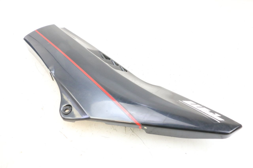 photo de CACHE SOUS SELLE DROIT KAWASAKI GPZ RX 1000 (1986 - 1988) - Pièce contrôlée