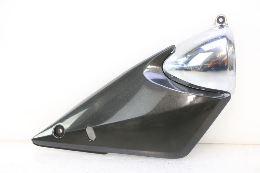 photo de CACHE SOUS SELLE DROIT SUZUKI GSF N BANDIT 1200 (2001 - 2005) - Vue principale