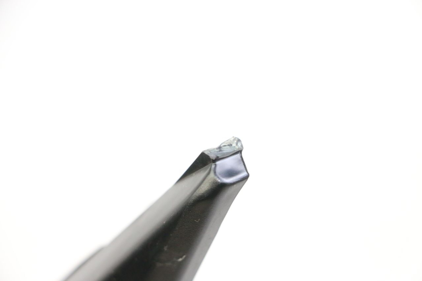 photo de CACHE SOUS SELLE DROIT SUZUKI GSR 750 (2011 - 2017) - Autre angle de vue