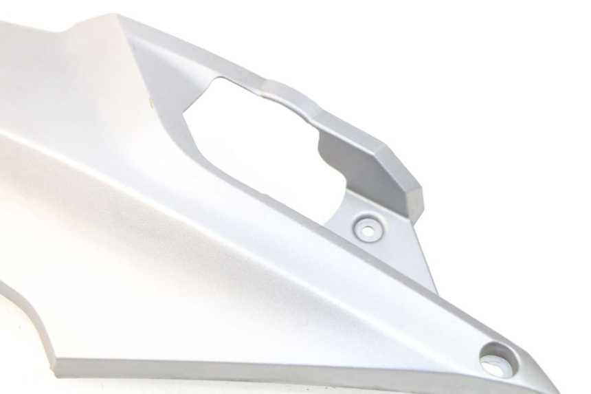 photo de CACHE SOUS SELLE DROIT SYM GTS EFI ABS 125 (2012 - 2016) - Zoom état d’usage