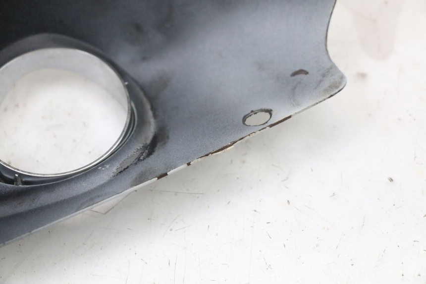 photo de CACHE SOUS SELLE DROIT HARLEY DAVIDSON SPORTSTER XL CUSTOM 883 (1999 - 2006) - Marquages et références