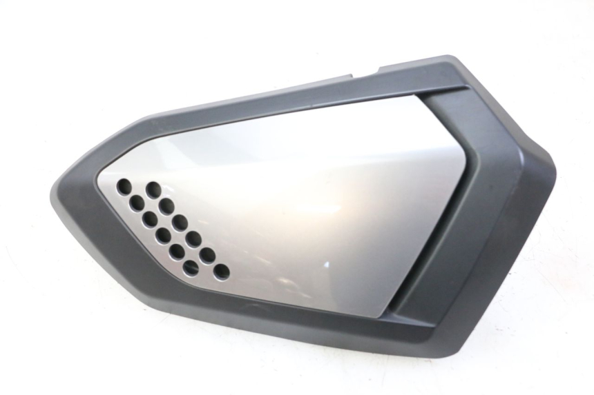 photo de CACHE SOUS SELLE DROIT KEEWAY K-LIGHT KLIGHT 125 (2018 - 2025) - Vue principale