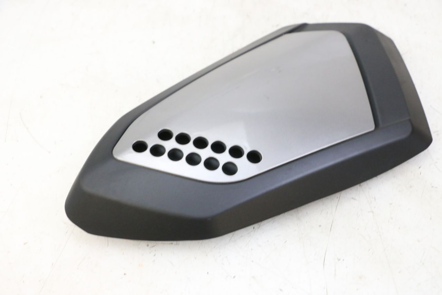 photo de CACHE SOUS SELLE DROIT KEEWAY K-LIGHT KLIGHT 125 (2018 - 2025) - Vue d’ensemble