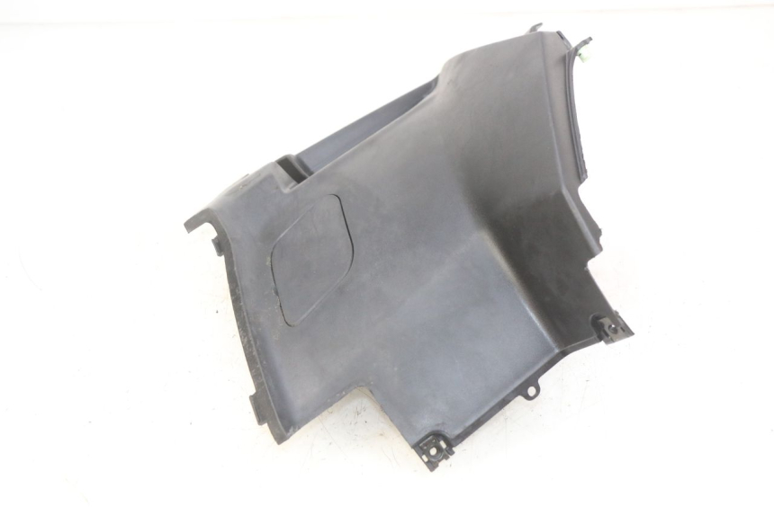 photo de CACHE SOUS SELLE DROIT PEUGEOT KISBEE 2T 50 (2010 - 2017) - Autre angle de vue