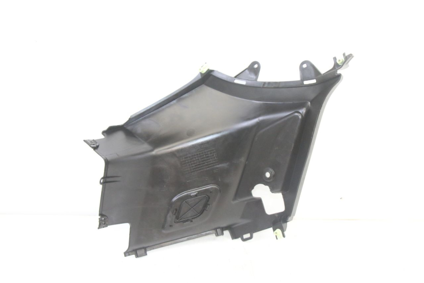 photo de CACHE SOUS SELLE DROIT PEUGEOT KISBEE 2T 50 (2010 - 2017) - Zoom état d’usage