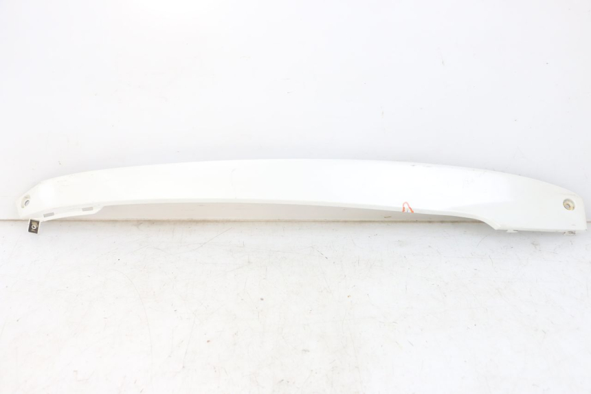 photo de CACHE SOUS SELLE DROIT KYMCO LIKE 125 (2009 - 2016) - Détails caractéristiques