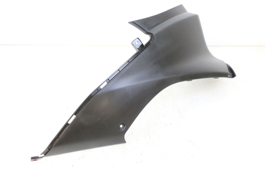 photo de CACHE SOUS SELLE DROIT MBK OVETTO ONE 2T 50 (2013 - 2017) - Points de fixation