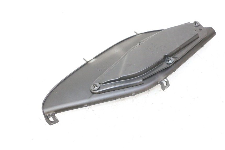 photo de CACHE SOUS SELLE DROIT PIAGGIO MP3 HPE 310 (2024 - 2025) - Zoom état d’usage