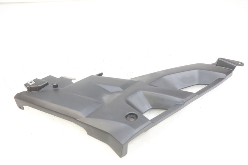 photo de CACHE SOUS SELLE DROIT YAMAHA MT ABS 125 (2014 - 2018) - Gros plan technique