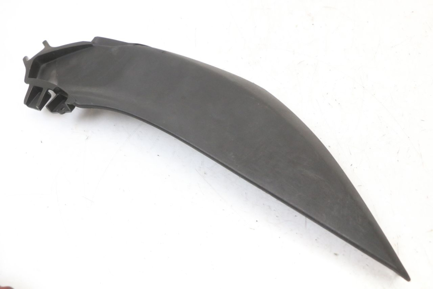 photo de CACHE SOUS SELLE DROIT MBK MW TRYPTIK 125 (2014 - 2016) - Détail de la pièce