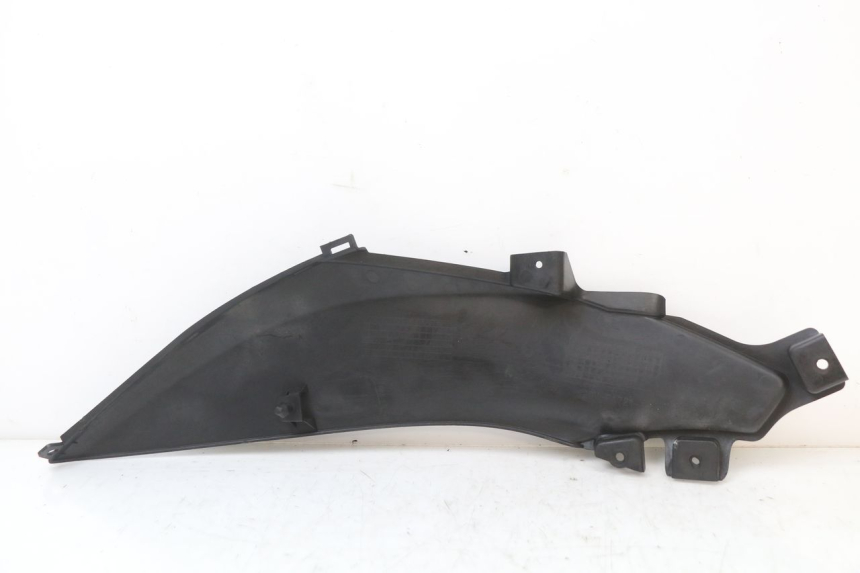 photo de CACHE SOUS SELLE DROIT MBK MW TRYPTIK 125 (2014 - 2016) - Zoom état d’usage