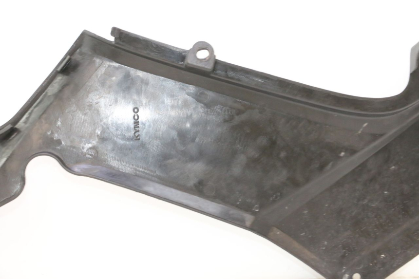 photo de CACHE SOUS SELLE DROIT KYMCO MXU R 250 (2004 - 2010) - Vue d’ensemble