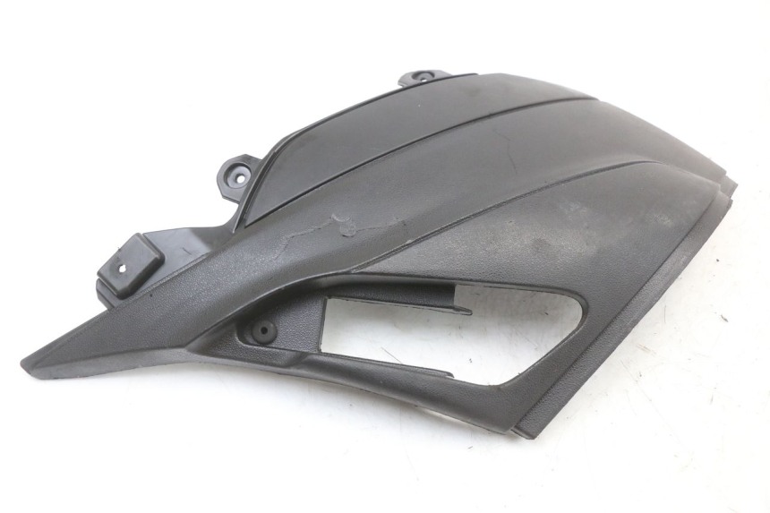 photo de CACHE SOUS SELLE DROIT PIAGGIO NEW TYPHOON 50 (2018 - 2021) - Vue principale