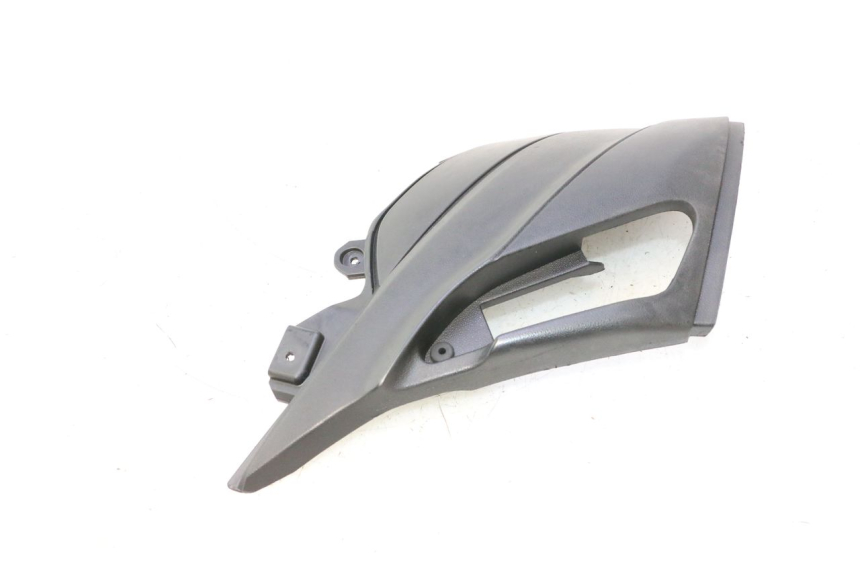 photo de CACHE SOUS SELLE DROIT PIAGGIO NEW TYPHOON 50 (2018 - 2021) - Autre angle de vue