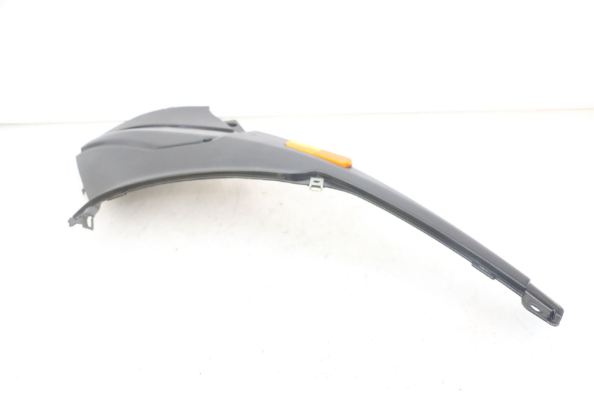 photo de CACHE SOUS SELLE DROIT PIAGGIO NRG POWER PUREJET 50 (2018 - 2021) - Points de fixation