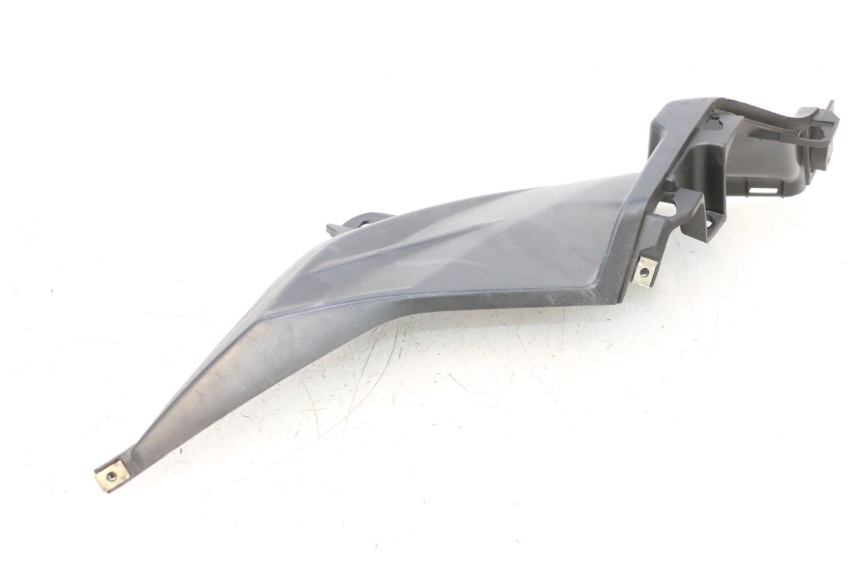 photo de CACHE SOUS SELLE DROIT SYM ORBIT III 3 4T 50 (2018 - 2021) - Gros plan technique
