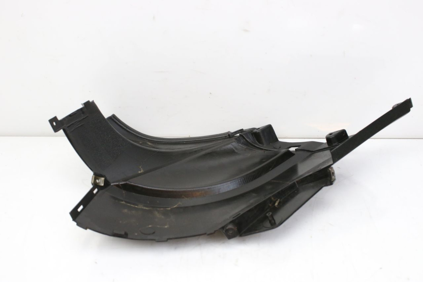 photo de CACHE SOUS SELLE DROIT KEEWAY OUTLOOK 125 (2007 - 2013) - Autre angle de vue