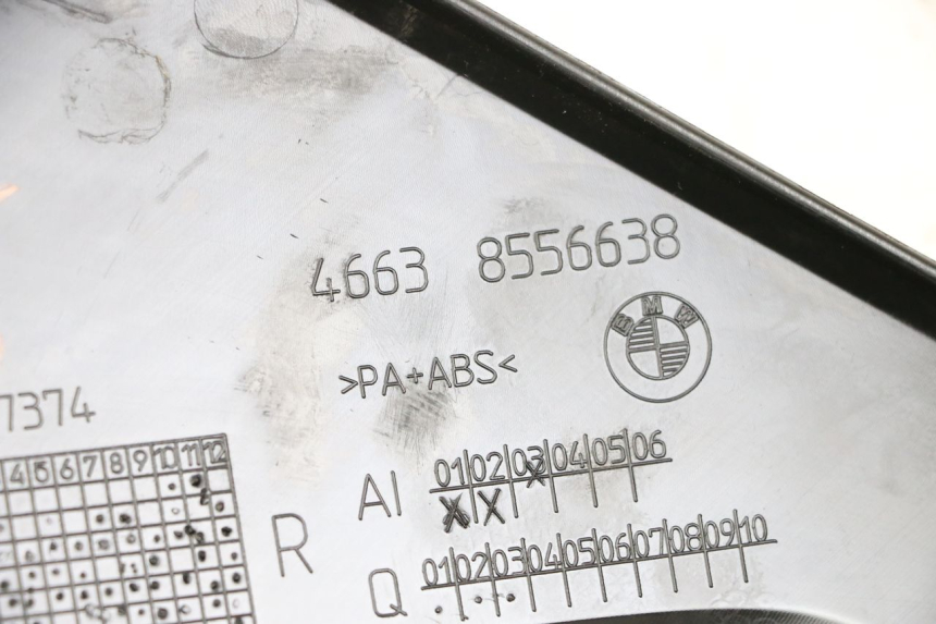 photo de CACHE SOUS SELLE DROIT BMW R GS 1250 (2021 - 2024) - Détail de la pièce