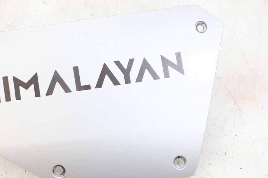 photo de CACHE SOUS SELLE DROIT ROYAL ENFIELD HYMALAYAN 410 (2016 - 2023) - Autre angle de vue