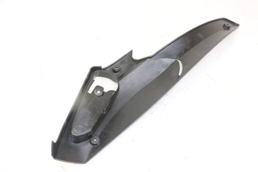 photo de CACHE SOUS SELLE DROIT GILERA RUNNER SL 50 (2006 - 2009) - Autre angle de vue