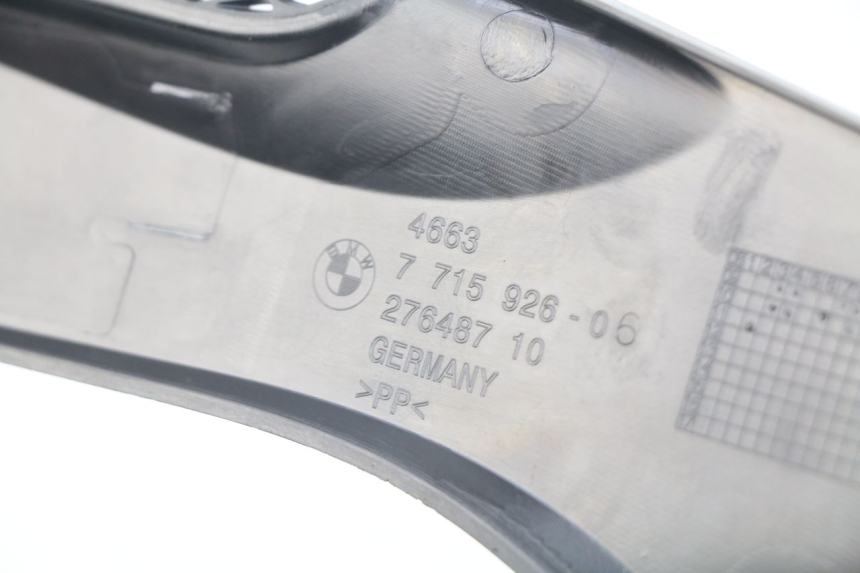 photo de CACHE SOUS SELLE DROIT BMW S RR ABS S1000RR 1000 (2009 - 2011) - Autre angle de vue